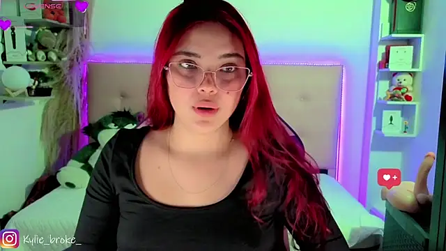 Kylie brokee online show from May 2026 10:06:02 PM