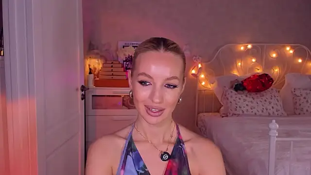 aestetick online show from March 2026 08:42:02 AM