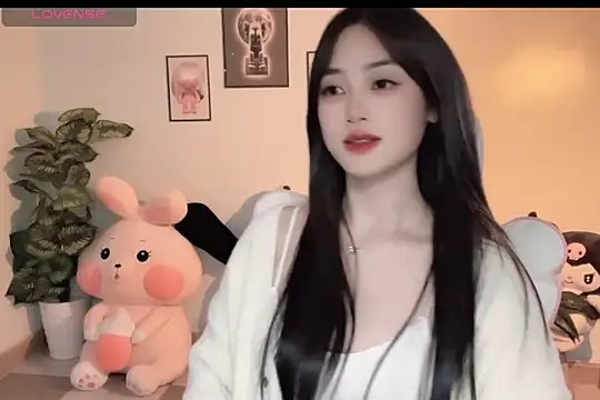  Aimy  online show from December 2025 04:56:01 PM