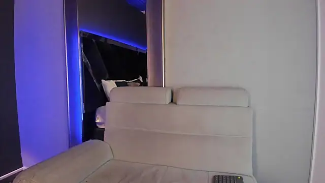 Snapshot of AmmyJones_ chatting on March 2026 12:10:01 PM AmmyJones online show from March 2026 12:10:01 PM