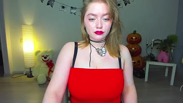 AidaPerry online show from October 2025 05:14:01 PM