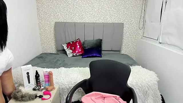 Snapshot of CharlotteeGray_ chatting on March 2025 03:02:01 AM CharlotteeGray online show from March 2025 03:02:01 AM