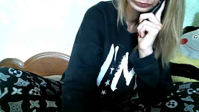 DennisXCaroll online show from October 2025 06:48:01 AM