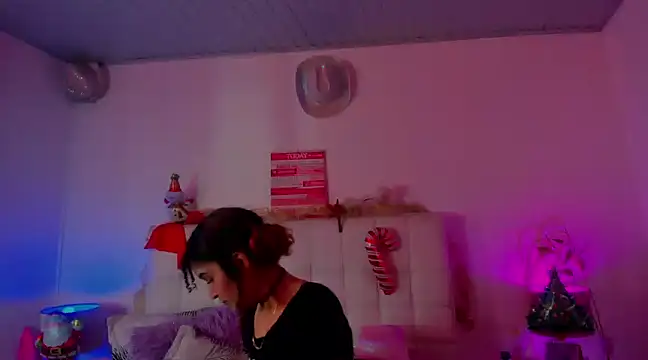 Snapshot of amaia_escotet chatting on December 2024 02:06:02 PM amaia escotet online show from December 2024 02:06:02 PM