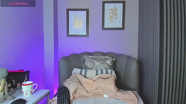 Snapshot of Nahiajhonson_ chatting on October 2025 01:34:01 PM Nahiajhonson online show from October 2025 01:34:01 PM