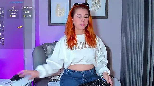 Snapshot of Nahiajhonson_ chatting on October 2025 01:00:01 PM Nahiajhonson online show from October 2025 01:00:01 PM