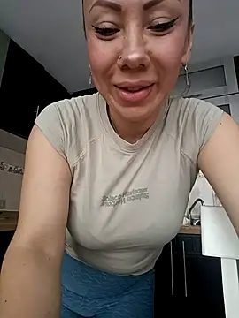 coral smitth online show from March 2025 06:59:02 PM