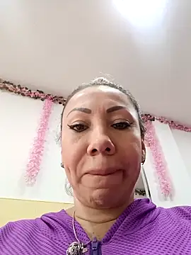 coral smitth online show from April 2026 02:56:02 PM