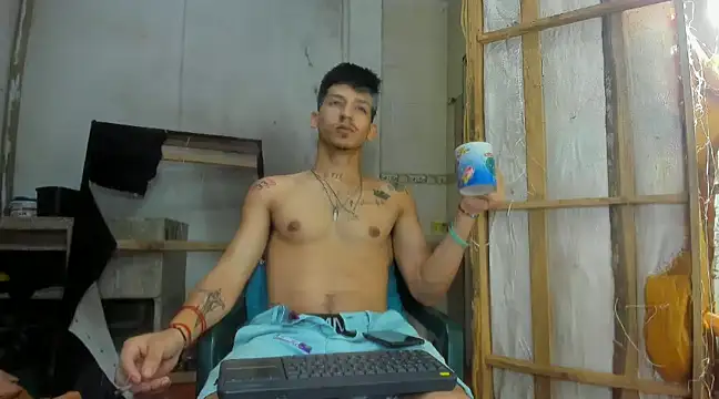 Snapshot of MasterSEX420 chatting on January 2025 11:34:01 AM MasterSEX420 online show from January 2025 11:34:01 AM
