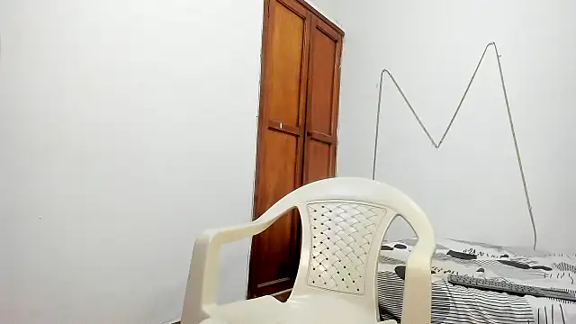 Snapshot of MasterSEX420 chatting on November 2025 01:43:01 PM MasterSEX420 online show from November 2025 01:43:01 PM