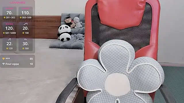 TrinhH Nabbi online show from November 2025 10:52:02 AM