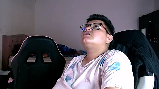 tatsumi nao online show from April 2026 09:45:01 PM