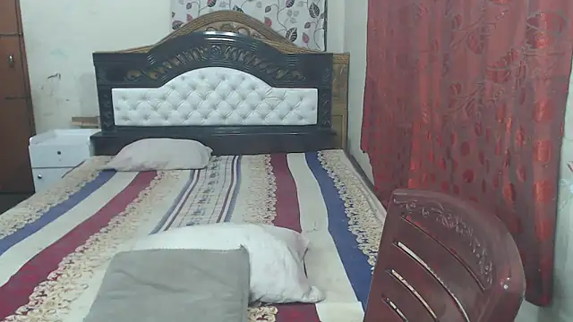 Snapshot of mariyaqueen chatting on November 2025 09:06:01 PM mariyaqueen online show from November 2025 09:06:01 PM