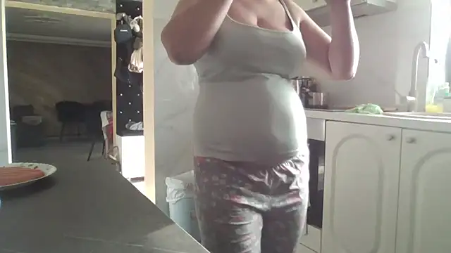 milfmomxx online show from February 2025 10:48:02 AM