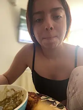 Cloew Marz online show from March 2026 06:03:01 PM