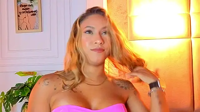 AlessiaLondon online show from May 2026 10:20:02 AM