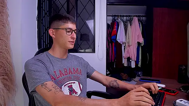 Snapshot of Jaack_str chatting on November 2025 10:41:02 PM Jaack str online show from November 2025 10:41:02 PM