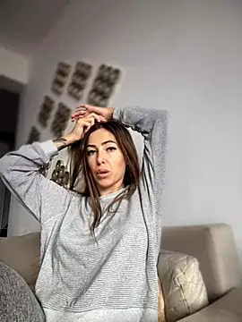 RaquelleDevon online show from October 2025 10:34:02 AM