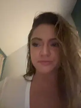 Snapshot of ToniVice chatting on October 2025 05:38:01 AM ToniVice online show from October 2025 05:38:01 AM