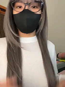 Lilisa miu online show from June 2026 05:28:01 PM