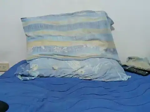 Snapshot of RIQUIRICHDICK chatting on January 2025 03:35:01 AM RIQUIRICHDICK online show from January 2025 03:35:01 AM