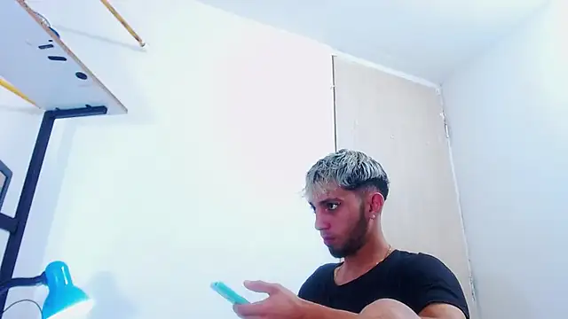 Gregory hard online show from December 2025 06:57:02 PM