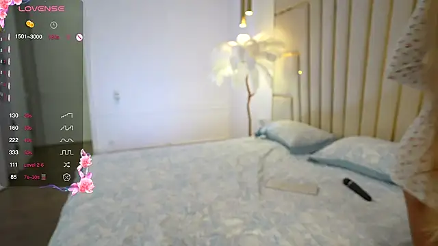 Goodgirlgonabad online show from October 2025 03:09:02 PM