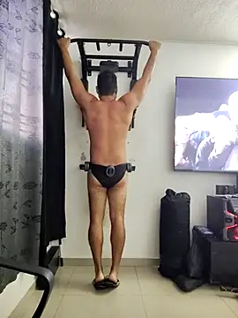 Snapshot of LatinMar chatting on April 2026 12:27:02 PM LatinMar online show from April 2026 12:27:02 PM