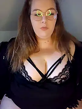  Julie x online show from October 2025 02:26:01 PM