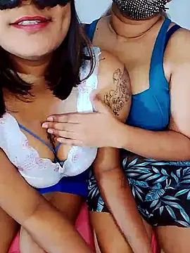 Snapshot of Wild_wifey chatting on January 2026 12:18:02 PM Wild wifey online show from January 2026 12:18:02 PM