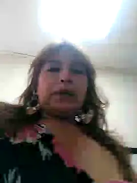 Snapshot of Kazsandraa chatting on January 2025 05:26:01 PM Kazsandraa online show from January 2025 05:26:01 PM