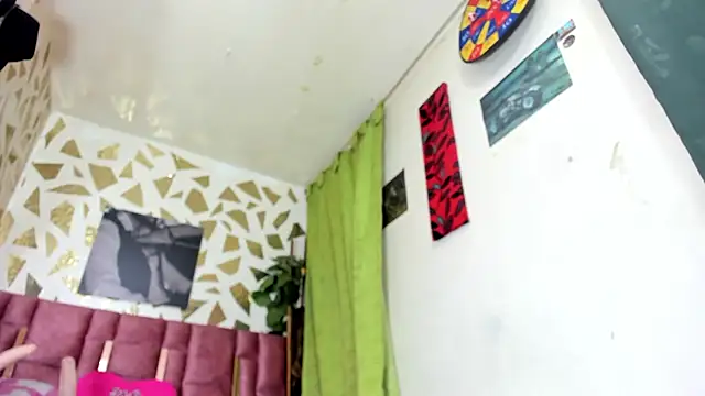 Kazsandraa online show from December 2025 02:18:01 AM