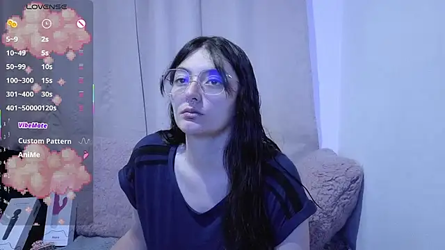 lessliee22  online show from July 2026 06:20:02 AM