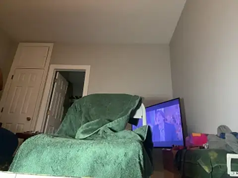 Snapshot of ChiRaqb8 chatting on March 2026 03:43:02 AM ChiRaqb8 online show from March 2026 03:43:02 AM