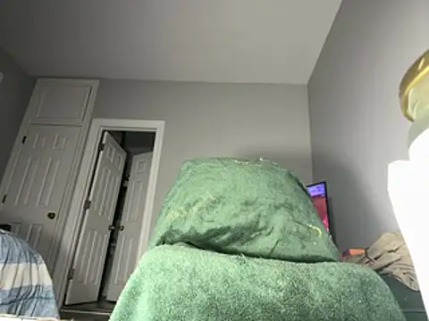 Snapshot of ChiRaqb8 chatting on March 2026 02:06:02 AM ChiRaqb8 online show from March 2026 02:06:02 AM