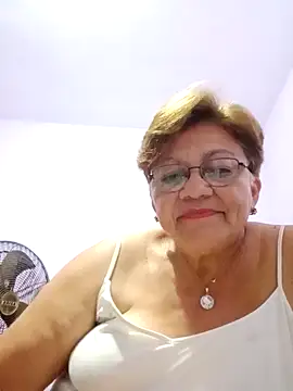 Snapshot of Madrastrahot69 chatting on November 2025 04:45:02 AM Madrastrahot69 online show from November 2025 04:45:02 AM