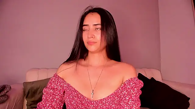 lara madisson online show from May 2026 04:17:02 AM