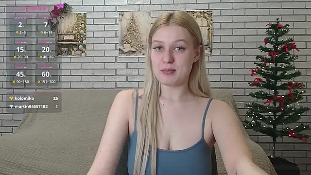 Snapshot of EmiliaDuchess chatting on January 2025 09:48:01 AM EmiliaDuchess online show from January 2025 09:48:01 AM