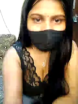 Snapshot of Hotty-simran chatting on February 2025 08:20:01 AM Hotty-simran online show from February 2025 08:20:01 AM