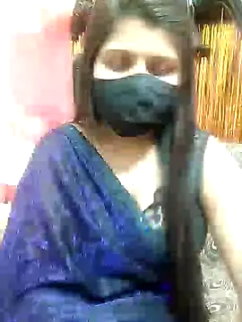 Snapshot of Hotty-simran chatting on February 2025 08:38:01 AM Hotty-simran online show from February 2025 08:38:01 AM