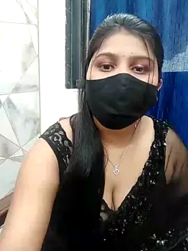 Snapshot of Hotty-simran chatting on February 2025 10:07:01 AM Hotty-simran online show from February 2025 10:07:01 AM