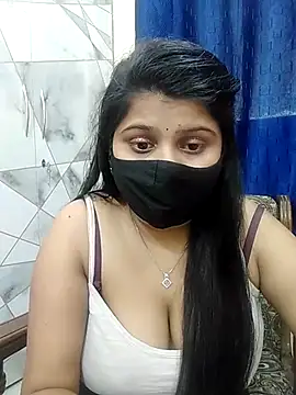 Snapshot of Hotty-simran chatting on February 2025 10:27:02 AM Hotty-simran online show from February 2025 10:27:02 AM