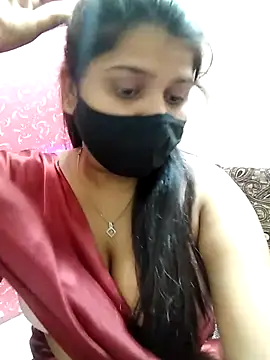 Snapshot of Hotty-simran chatting on March 2025 04:45:02 AM Hotty-simran online show from March 2025 04:45:02 AM