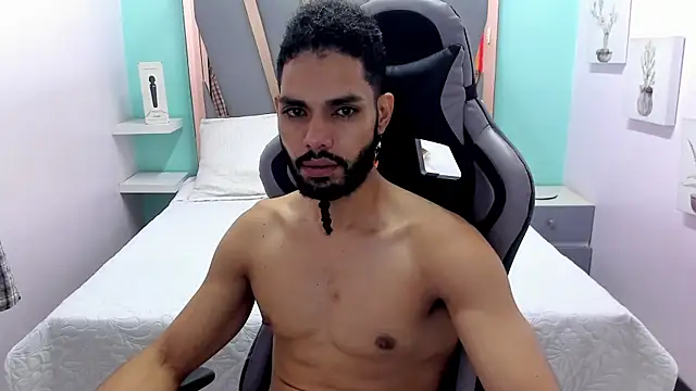 Snapshot of Amir_Abdull chatting on October 2025 03:12:01 PM Amir Abdull online show from October 2025 03:12:01 PM