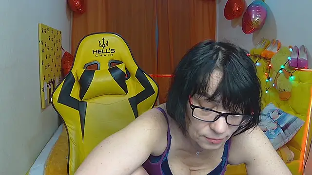 SandraHormas online show from March 2025 04:52:02 PM