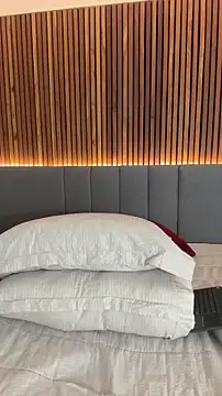 EmiilyAdams  online show from February 2026 10:07:01 PM