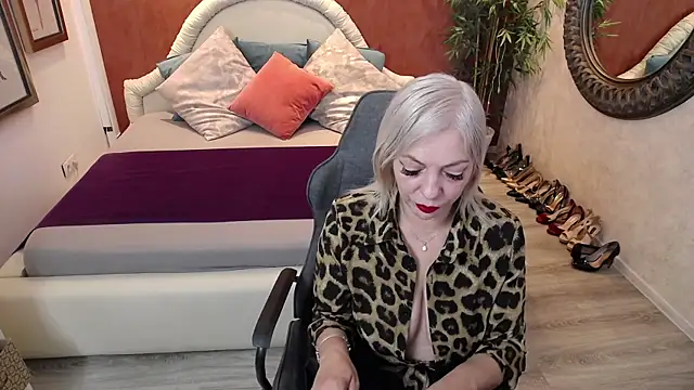 MeAmandaX online show from January 2025 07:55:02 AM