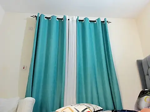 dolly booty online show from November 2025 09:24:01 PM