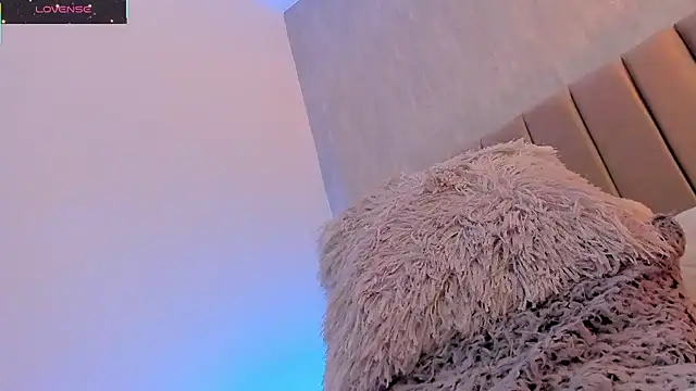 Victoria romanox online show from February 2025 09:20:02 PM