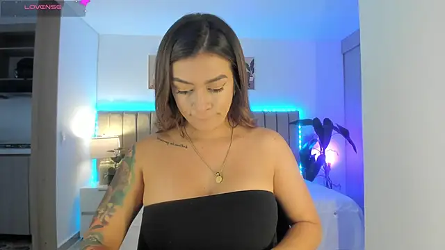 Victoria romanox online show from September 2025 06:57:01 PM